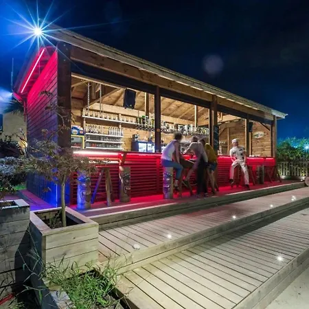 Campingplatz 4 Etoiles - Parc Aquatique - Eeib0b *